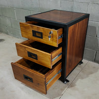 Conjunto Iron Grid Office: Mesa 150x60cm + Gaveteiro Rústico Industrial