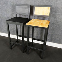 Banqueta estilo industrial preta